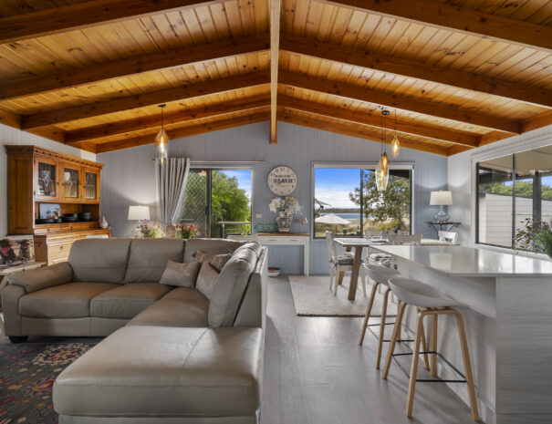 004_Open2view_ID866529-22_Swanwick_Drive